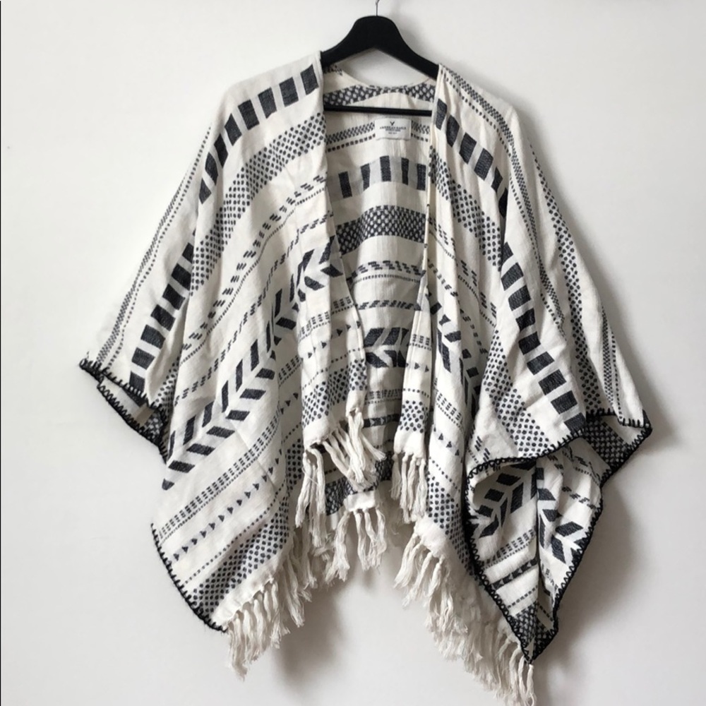 An American Eagle kimonos